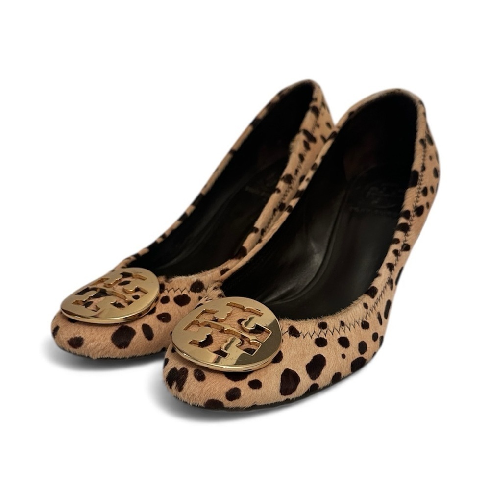 Tory Burch Calf Hair Leopard Wedge Pumps Gold-Tone Logo Women’s Size 6.5